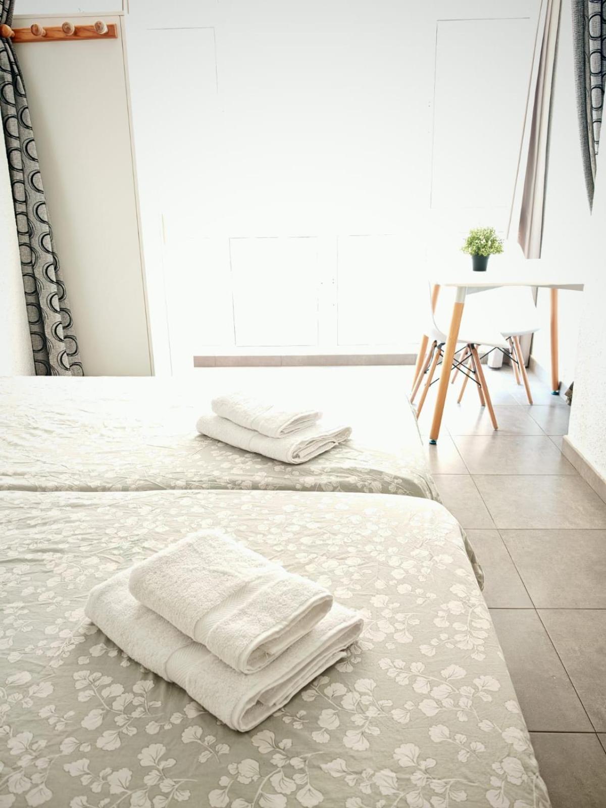 Apartamento Malaga Port Luaran gambar